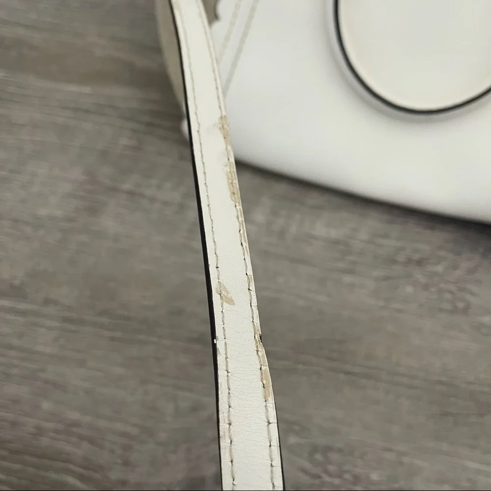 Kate Spade Scallop Handbag - Picture 7 of 8